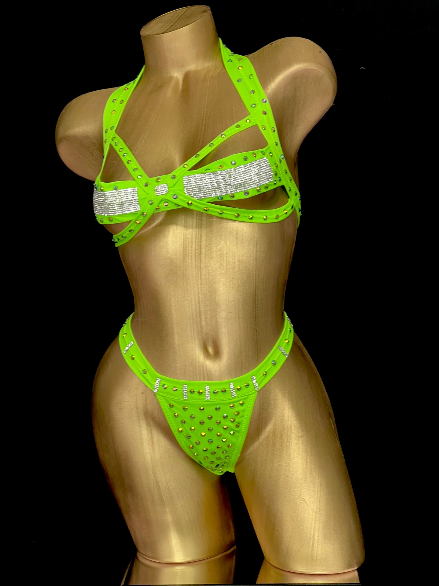 Two Pieces & Bikini Green bra & thong exotic